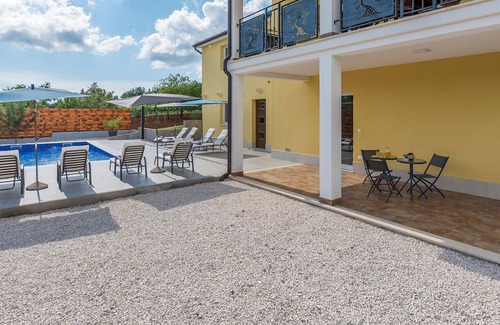 Diklici Cabaña | hermosa y moderna villa con piscina privada en una zona tranquila cerca de Poreč