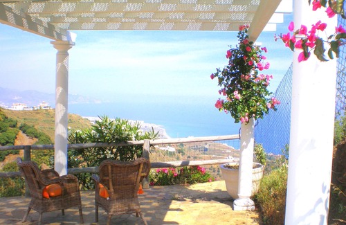 Torrox Cabaña | Casa con vistas increíbles de Nerja y del Mediterráneo