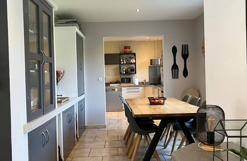 Gard Rhodanien Casa | Casa con gran jardín y piscina cerca de Aviñón