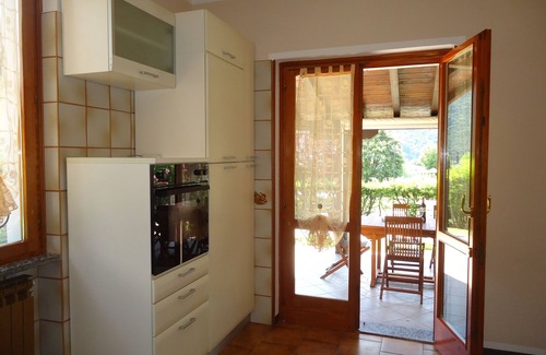 Anfo Casa | casa grande, jardín, 5 personas, 200m al lago / playa
