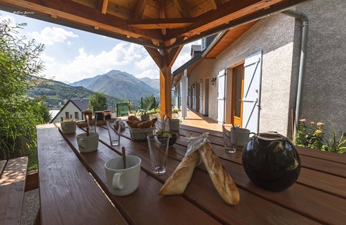 Azet Casa | Casa con magnifica vista