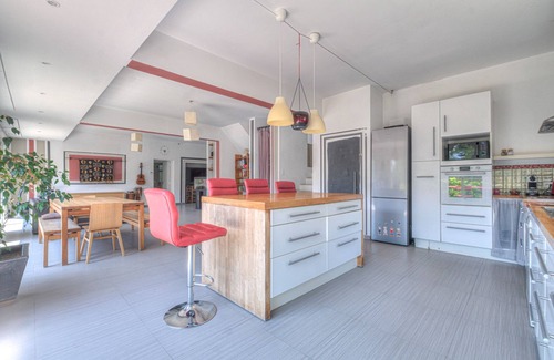 Contes Casa | House with panoramic view of the forest