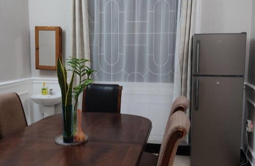 Dar es Salaam Apartamento | House with parking space in Dar es Salaam