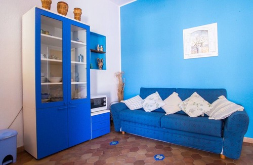 Vulcano Porto Casa | Casa con patio a pocos pasos del mar.