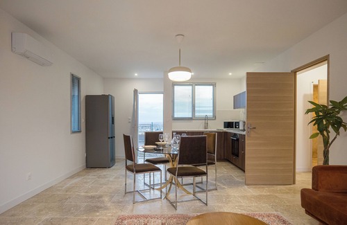 Saumur Casa | House with patio; Loire view