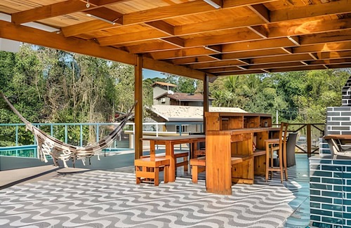 Portinho Casa | House with pool 500m from Praia da Feiticeira