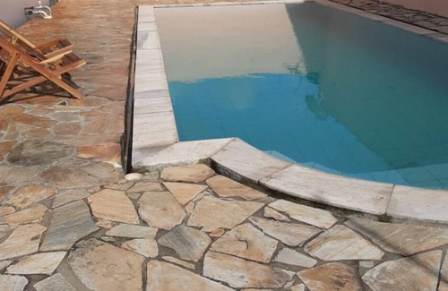 Sinop Casa | Casa con piscina en el centro de Sinop para hasta 12 personas.