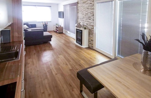 Milcetici Casa | House with pool in Malinska