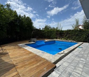 Dachau District Apartamento | House with privat pool & dream garden