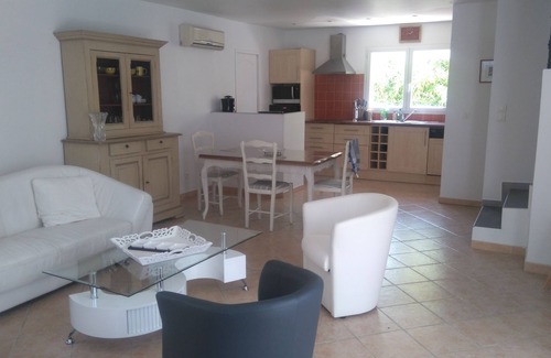 Comps Villa | Casa con piscina privada a las puertas de la Provenza