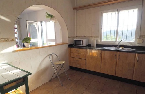 Arenas Chalet De Esquí | Casa con Piscina Privada Herrera