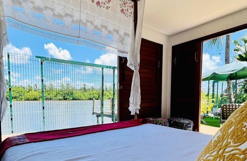 Massagueira Casa | House with Pool in front of Lagoa, in Massagueira