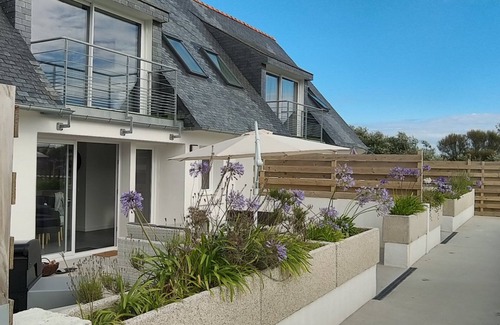 Plouescat Casa | Casa vacacional con piscina a 50 metros del mar.