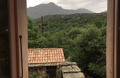 Pioggiola Casa | HOUSE with TERRACE & GARDENS