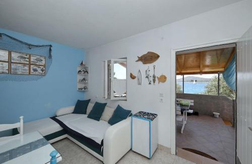 Tkon Casa | House Zelanto Veli