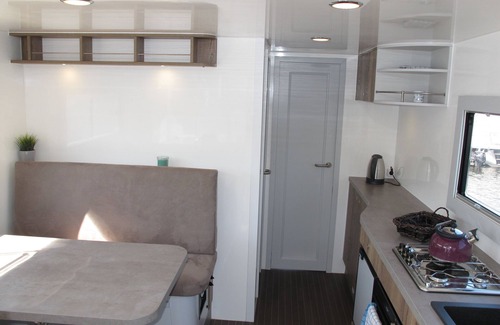 Oberhavel Apartamento | Houseboat for 4 guests with 25m² in Hennigsdorf (264977)