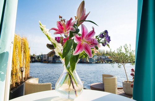Westlandgracht Alquiler De Eote | Casa flotante - ¡Despierta con una gran vista!