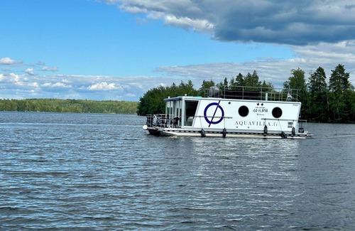 Heinola Alquiler De Eote | Houseboat with firewood sauna