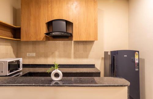 Gurugram Hotel | Housr 1 BHK Apartment Sector 42 Gurgaon Near Two Horizon Centre