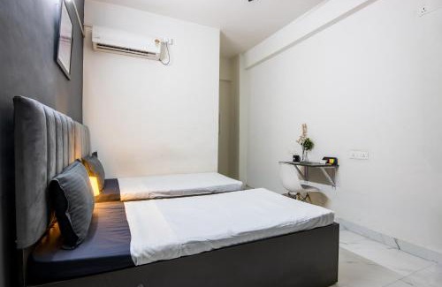 Hyderabad Hotel | Housr Q City, Hyderabad Gowlidoddy