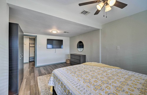 Shady Acres Casa | Houston Heights Bungalow - 6 Mi to Downtown!