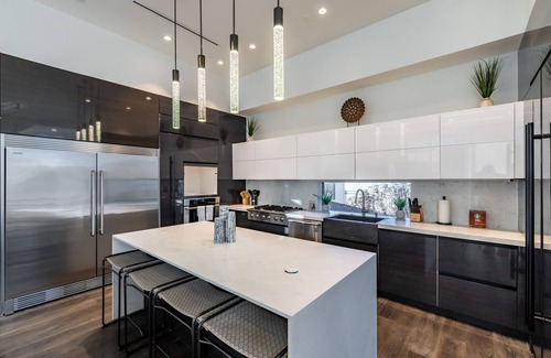 Shady Acres Casa | Houston Heights Luxury Retreat VII