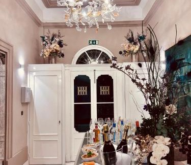 Rabat Cama Y Desayuno | Howard House Hotel