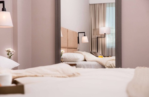 Microcentro Hotel | Howard Johnson Plaza by Wyndham Buenos Aires