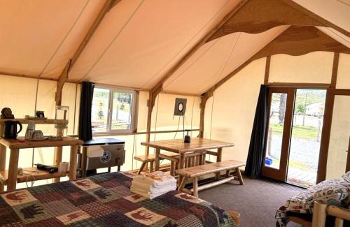 Seward Casa | Howling Wolf Resort