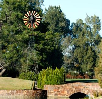 Howlong Hotel | Howlong Golf Resort