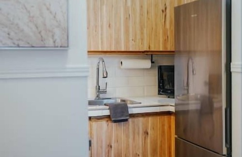 Hochelaga Apartamento | HRésidences: Modern Montreal Apt on Ontario Street