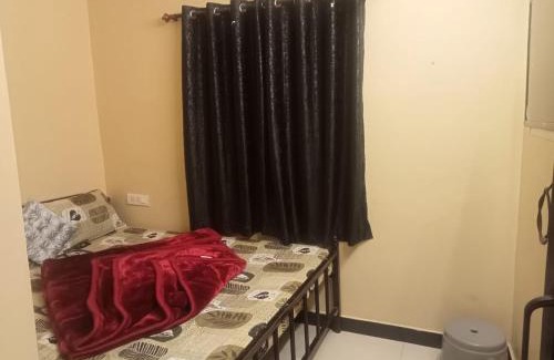 Thalayathimund Hotel | HRS Budget Rooms
