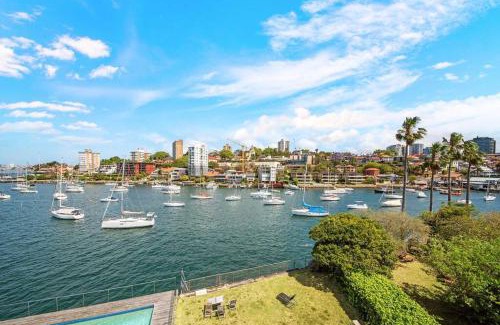 North Sydney Apartamento | HSNS1 - Bask in Sydney's Beauty at Harbourview Haven Apt