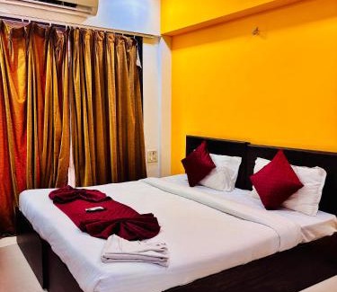 Malad West Cama Y Desayuno | Hsquare Malad Elegant Service Apartment