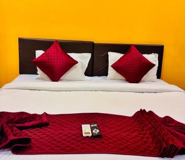 Malad West Cama Y Desayuno | Hsquare Malad Elegant Service Apartment
