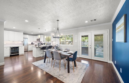 Willow Meadows/Willowbend Area Casa | Htown Home Near NRG, Med Center | BBQ Yard Games
