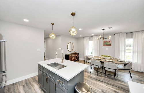 Brookhollow Casa | Houston/Oak's Haven/77018/Corporate Stays 30+ Days