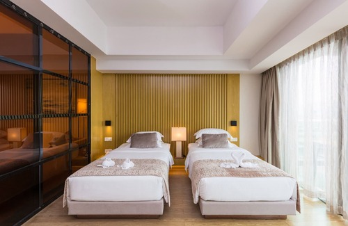 Xiangzhou District Hotel | Huafa Exhibition Executive Aparthotel