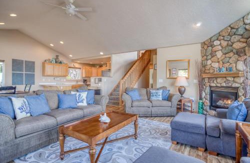 Roads End Casa | Hubbert Hideaway