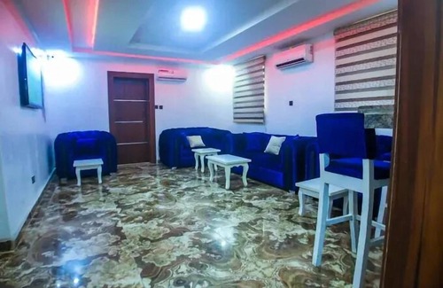 Owerri Hotel | Hubbies Royale Hotel