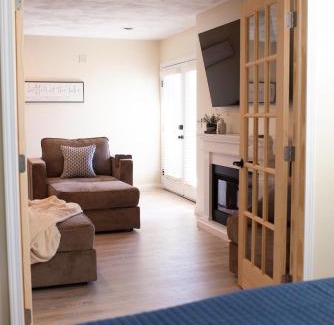 Hammondsport Apartamento | Hubbs Cellar at JS Hubbs Guest House