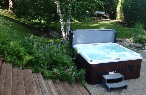 Huberdeau Cabaña | Huberdeau Heritage, Beach, Golf, Kayak, BBQ, SPA, Games Room, Near Mt Tremblant