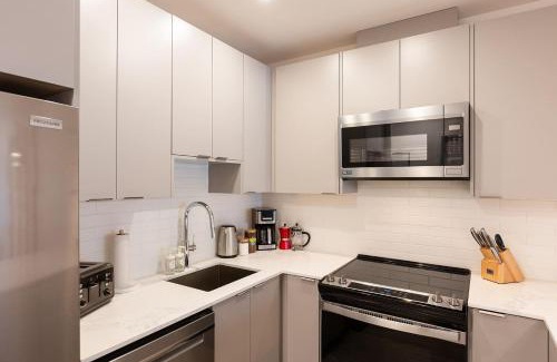 Revelstoke Apartamento | Huckin' Harry's