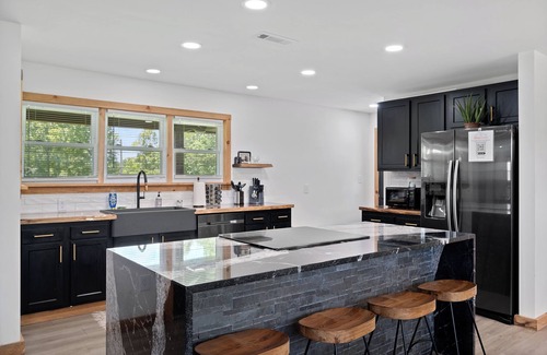 Pine Ridge Apartamento | Huckleberry Arch