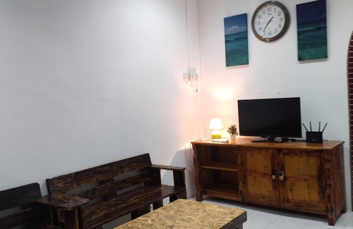 Kusial Casa | HUDA HOMESTAY BANDAR TANAH MERAH
