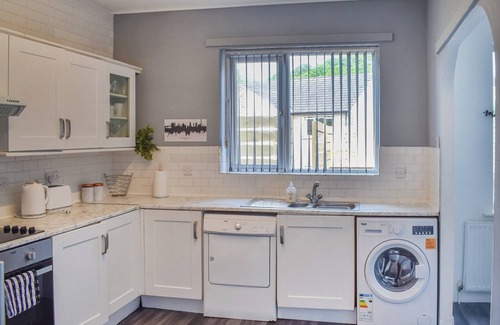 Huddersfield Cabaña | Huddersfield House, Wood View