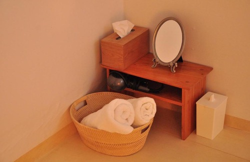 Gahoe-dong Casa | Hueahn Hanok Guesthouse