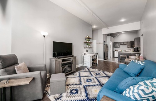 Short North Condominio | Huge 2 BR Convention Center Condo by Short North + Downtown+ North Market