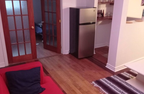 Cote-Saint-Paul Apartamento | Huge 2-level house- NEGOTIABLE- 5-Comfortable-10 minutes from Jolicoeur metro station