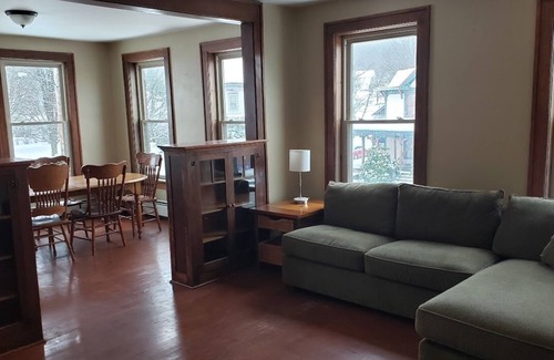 Bolivar Apartamento | Huge 3 Bedroom apartment in Bolivar NY